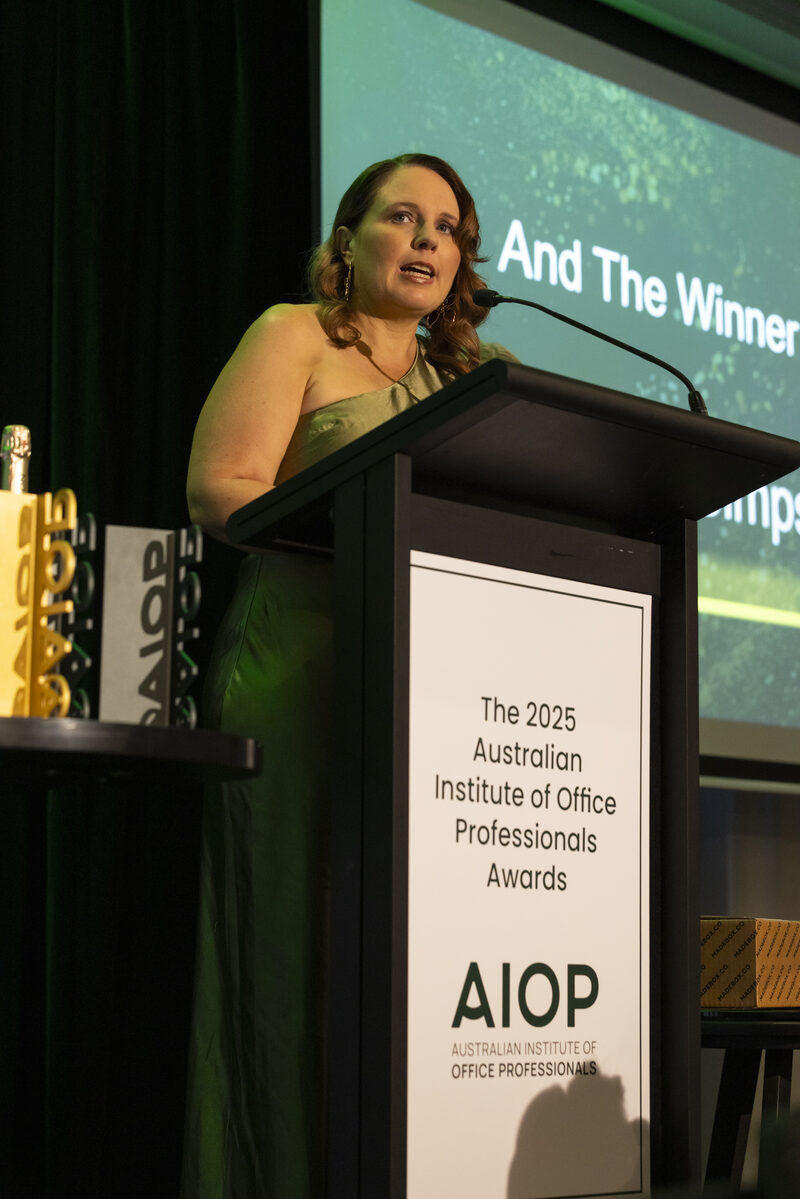 Yvette Simpson with her AIOP award
